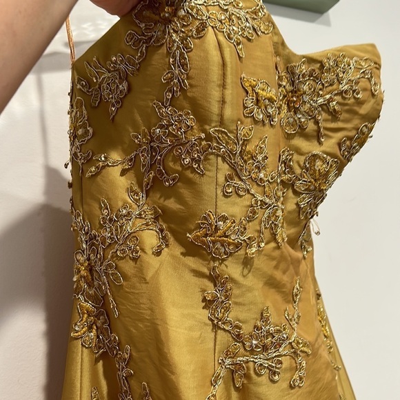 Vintage Paris collection sweetheart gold strapless mermaid tulle gown small - Picture 2 of 10